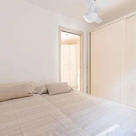 Terrace- Private Parking Design Relax & Comfort Villa *